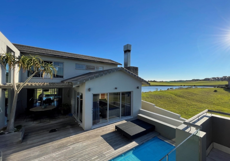 5 Bedroom Property for Sale in Oubaai Western Cape